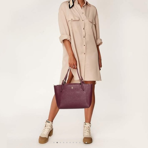 Ladies TORY BURCH LEATHER TOTE BAG Burgundy - Picture 1 of 15